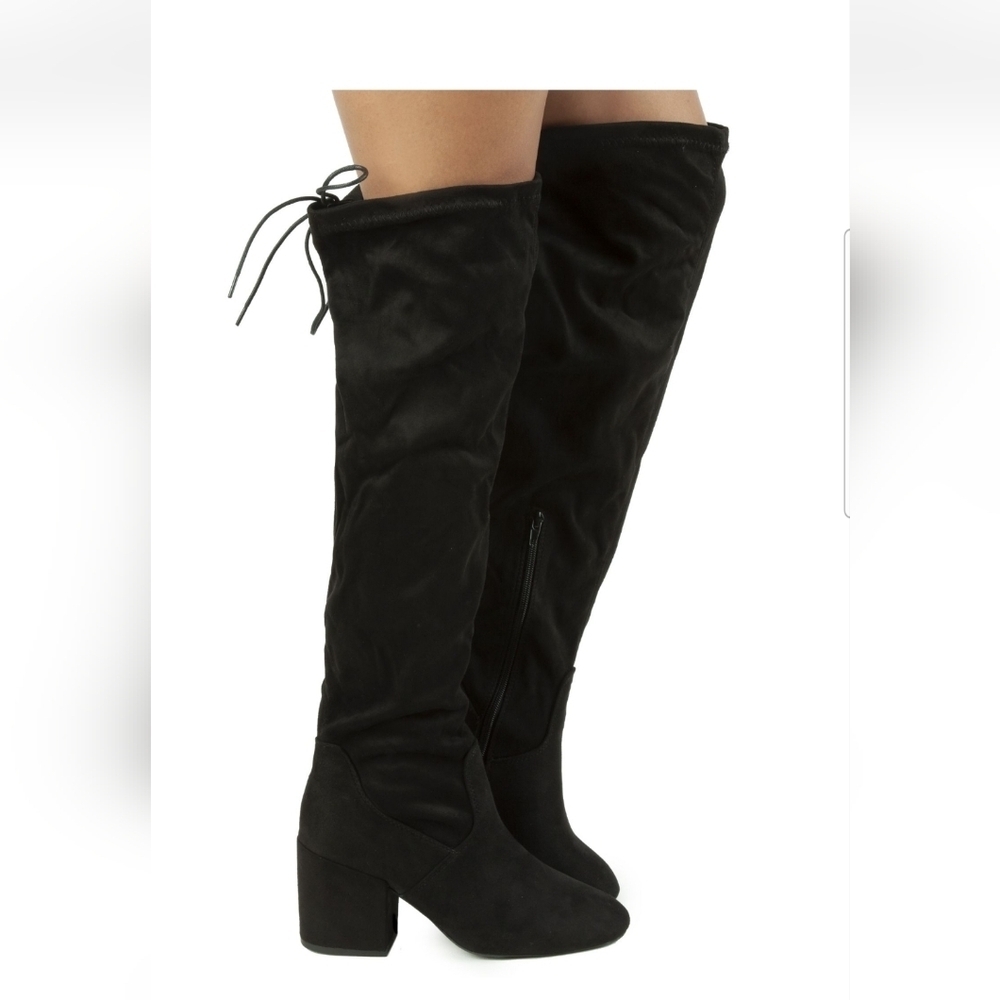 Wild Diva, ADA-28 Lace-Up Over The Knee Low Chunky Block Heel Boots. Size 5.5.